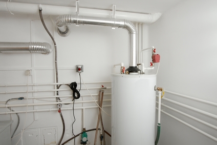 Energy-efficient water heater installation in an Oxnard, CA home