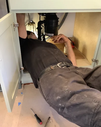 AAA Paradise Plumbing technician on a plumbing repair call in Ventura, CA